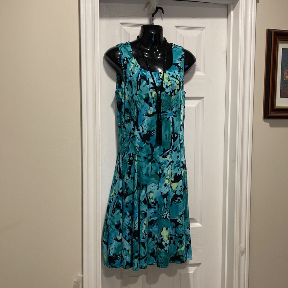 ⭐️Host Pick!⭐️ NWOT - Chico’s Easywear Sleeveless Round Neck Summer Dress - Sz 1